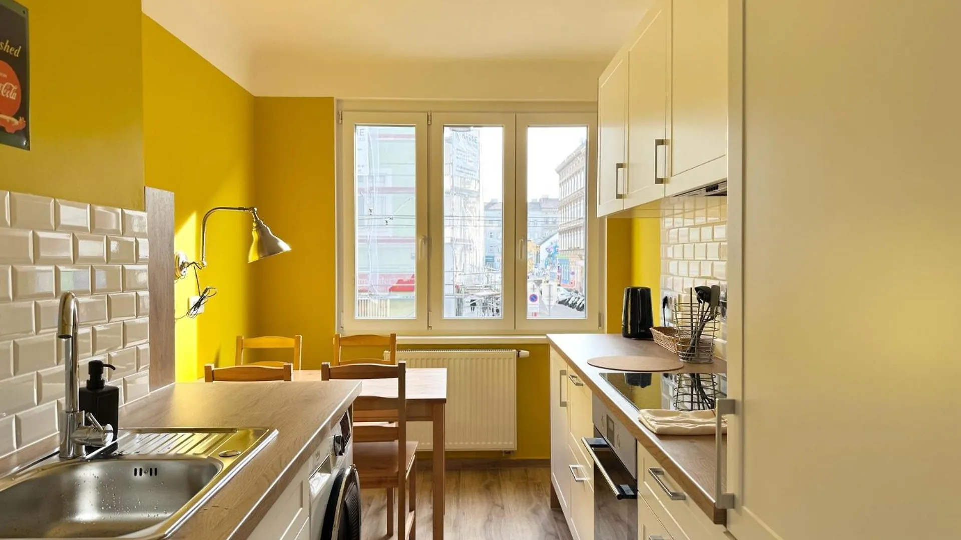 Sonnige Wohnung Beim Yppenplatz Viyana Avusturya