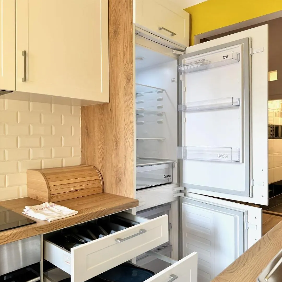 Sonnige Wohnung Beim Yppenplatz Viena Apartament